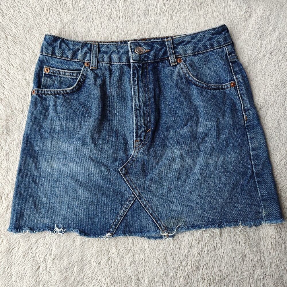 Topshop Moto Denim Mini Skirt Women's 6 Zip Up Mid Wash Blue Raw Hem Y2K 90s - Picture 1 of 7
